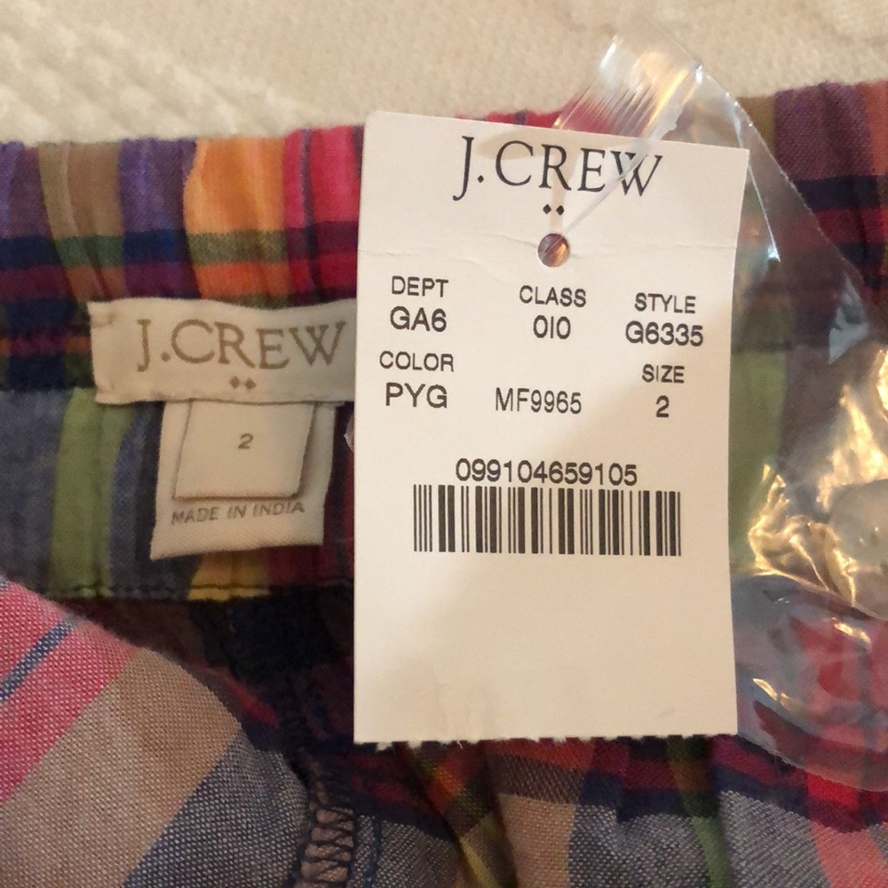J-Crew multicolor plaid shorts with tie. - Picture 11 of 13